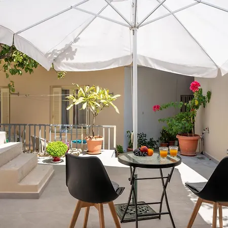 Apartment Kynthia