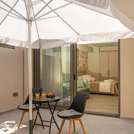 Kynthia Apartment